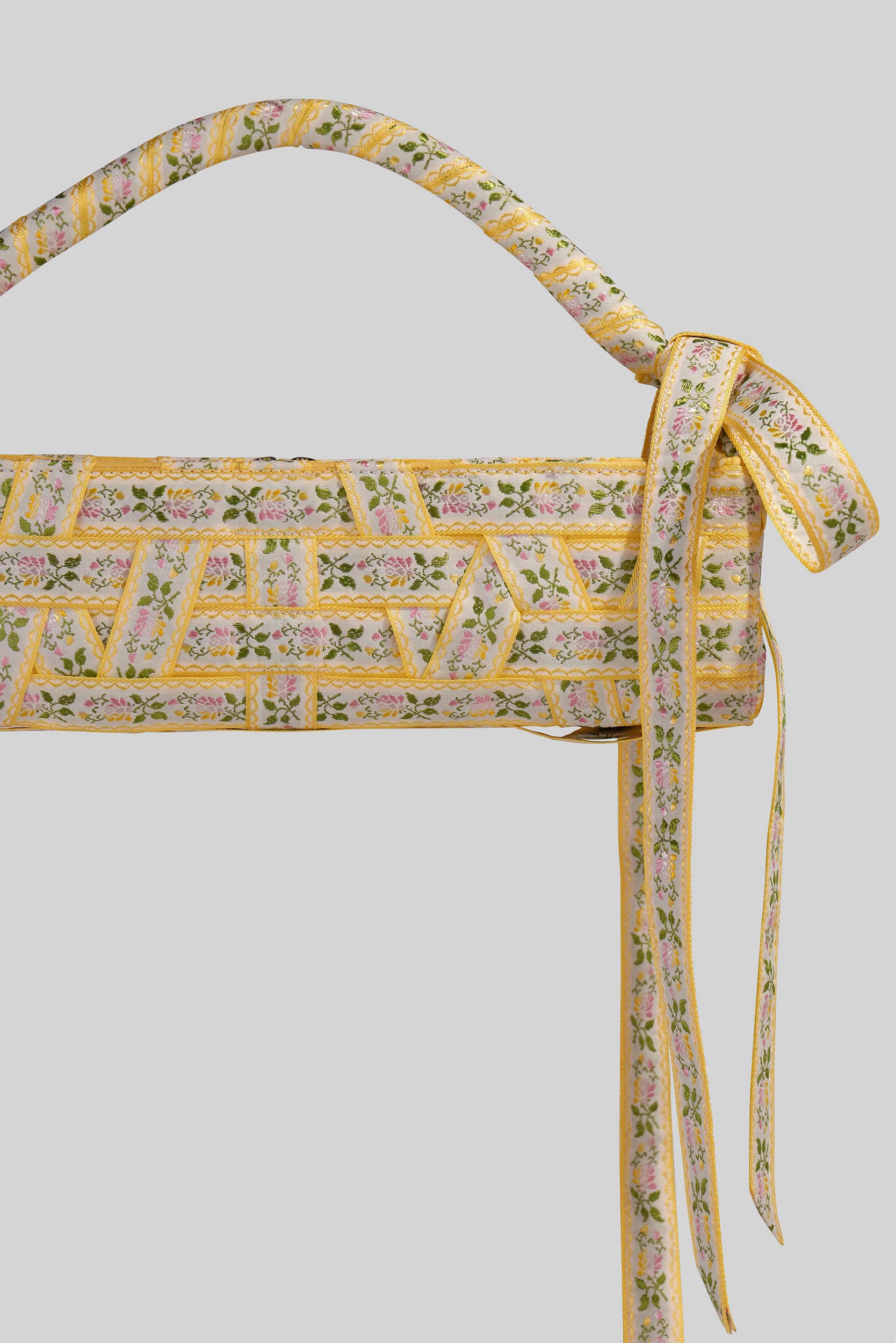 RIBBON BAG IN VINTAGE YELLOW